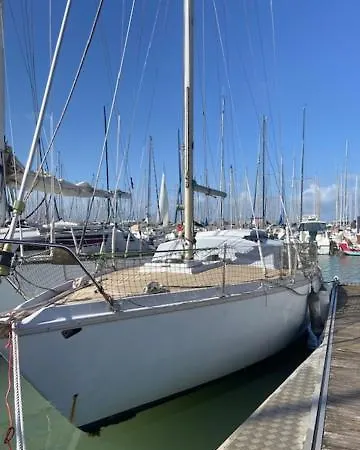 Location Petit Voilier Hotel La Rochelle  Exterior photo