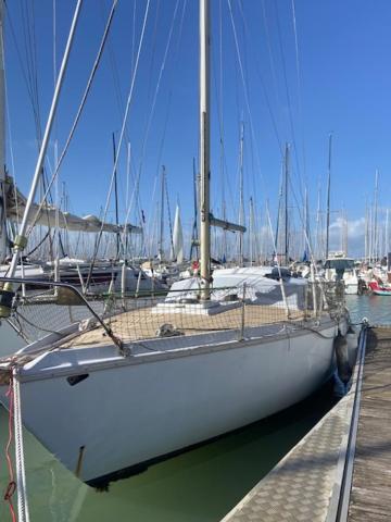 Botel Location Petit Voilier