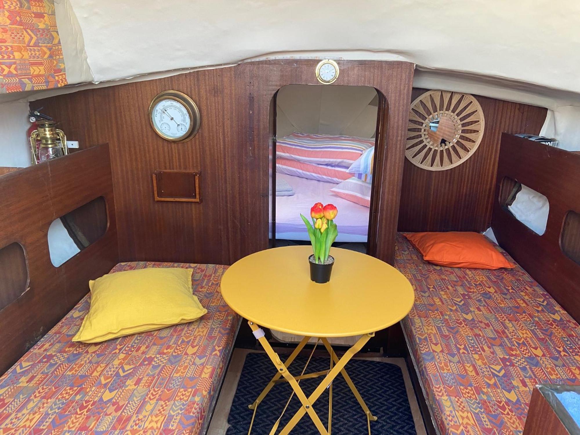 Botel Location Petit Voilier La Rochelle (Charente-Maritime)